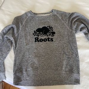 Roots grey crewneck